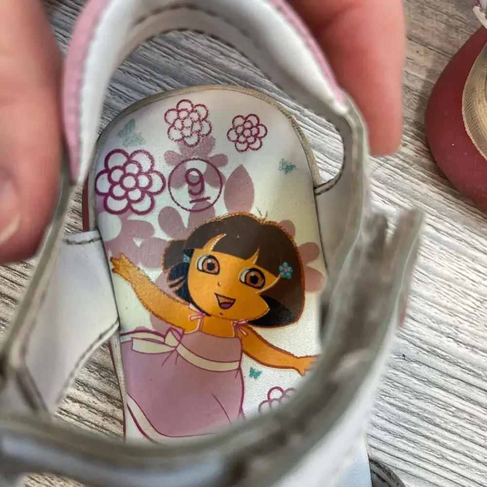 Y2K 2010 Vintage Dora the Explorer Girls Size 9 Sandals Light Up Character Vtg